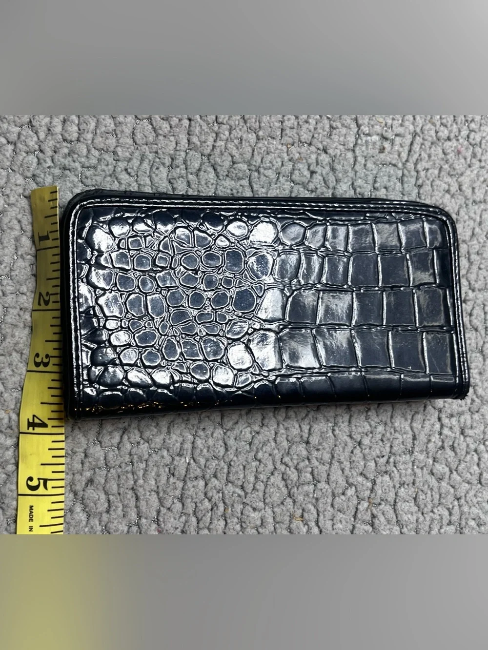 Crocodile Wallet Women’s Size Medium Black Leather Leather Wallet